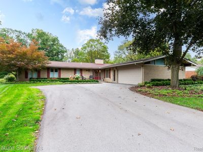 2888 Binbrooke Dr, Troy, MI, 48084
