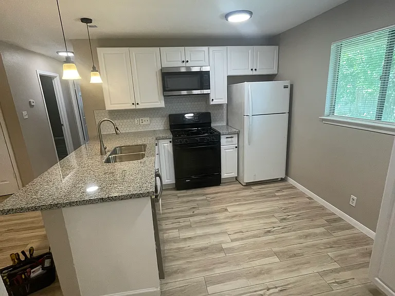 11101 Renel Dr #A — Photo 4