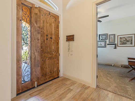4th image of 710 Olivewood Drive