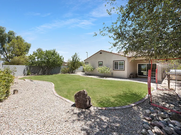 1294 E Apricot Ln — Photo 26