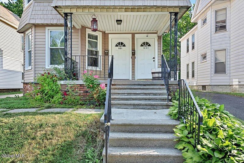 4th image of 1831 Eastern Parkway