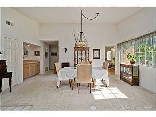 5th image of 14419 Crestwood Ave