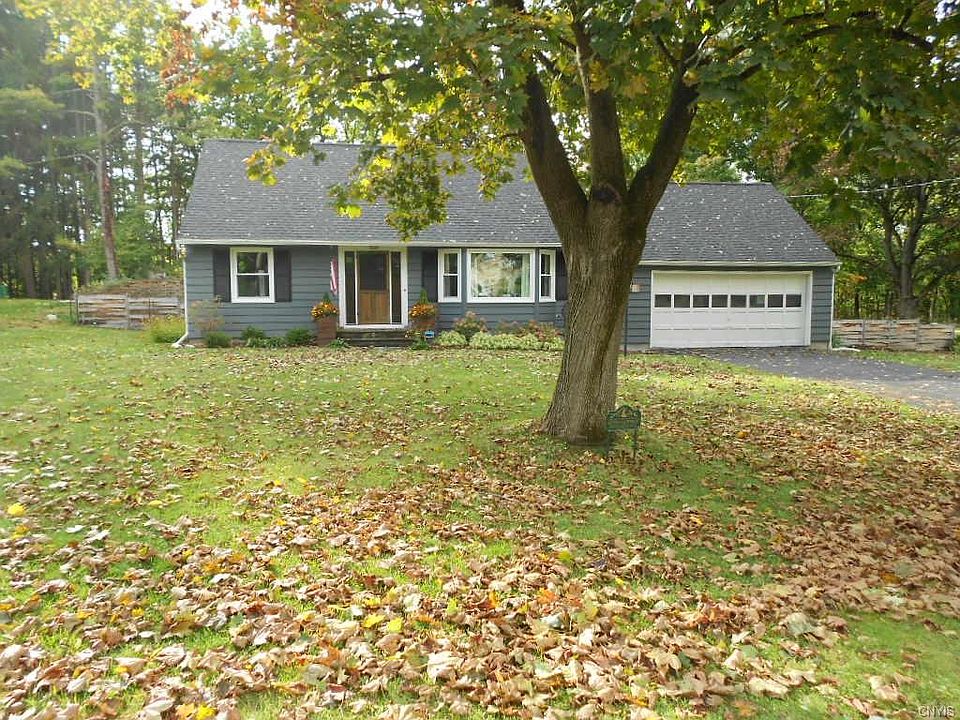 1st image of 108 Churchill Ln