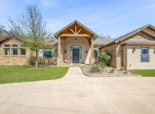 1175 Walking Horse Dr, Stephenville, TX 76401