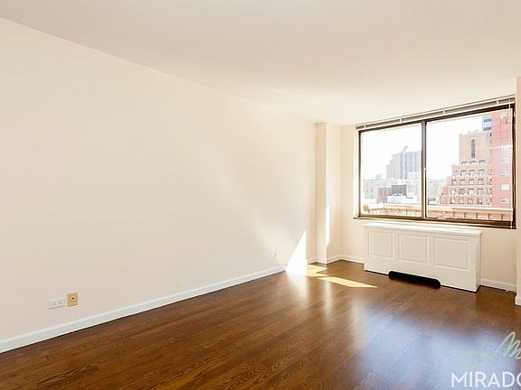 3rd image of 245 E 44th St APT 25B