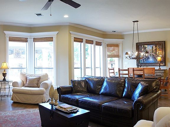 3rd image of 1005 Merlot Dr