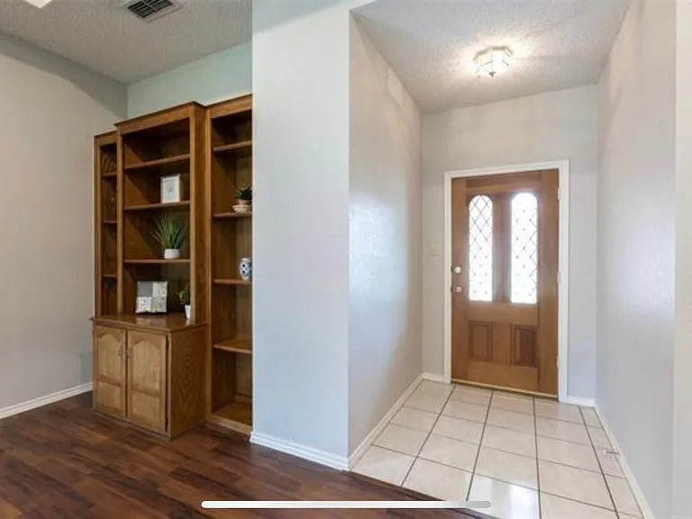 2122 Preakness Ct — Photo 4