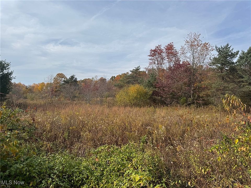 2nd image of 60017 Patton Hollow Rd