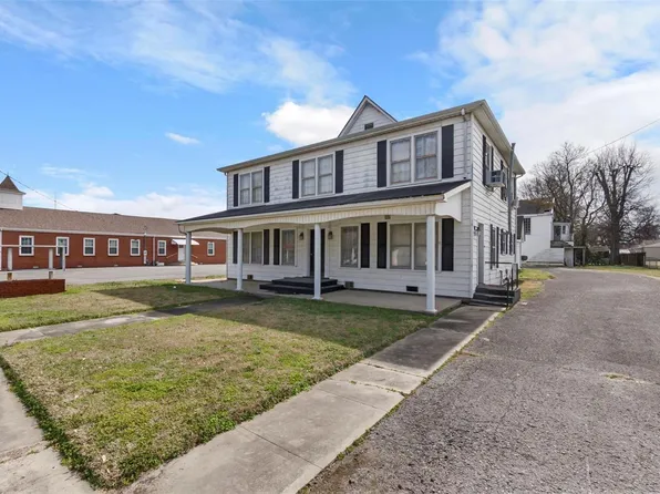 105 E Washington St, Hayti, MO 63851