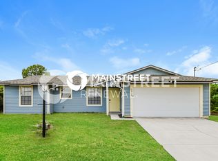 2919 6th St SW, Lehigh Acres, FL 33976