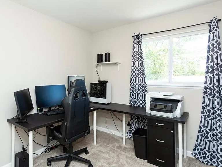 200 Drewel Ct — Photo 6