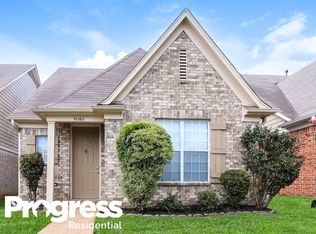 10260 Sterling Ridge Dr, Cordova, TN 38018
