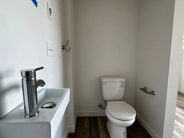 Bode Luna Park - 6 weeks Free & $99 Security Deposit OAC — Photo 40