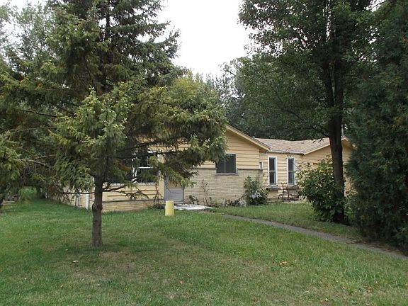3rd image of 26292 N Hickory Ave