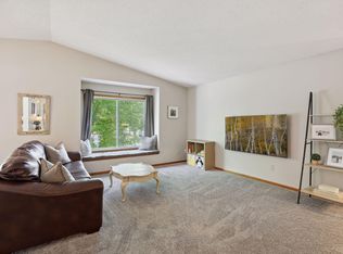 5564 Bimini Dr, Minnetonka, MN 55343