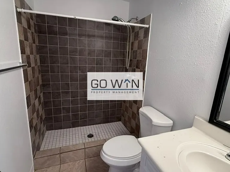 68 W Southern Ave — Photo 7