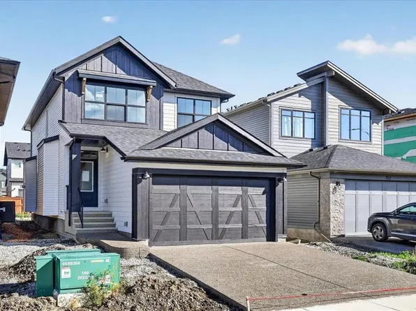 156 S Emberside Holw, Cochrane, AB T4C 3E1