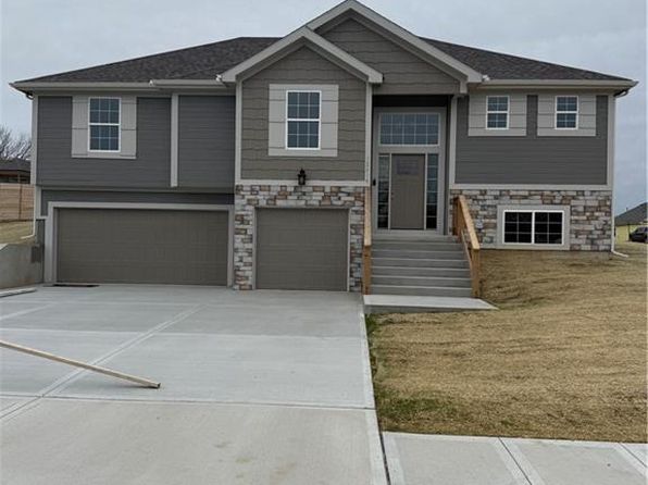 12414 Adam St, Excelsior Springs, MO 64024