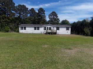 10787 Creekside Dr E, Irvington, AL 36544