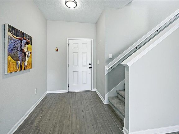 3rd image of 68 Posadas Ln
