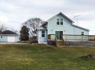 W497 Shawano Line Rd, Oconto Falls, WI 54154