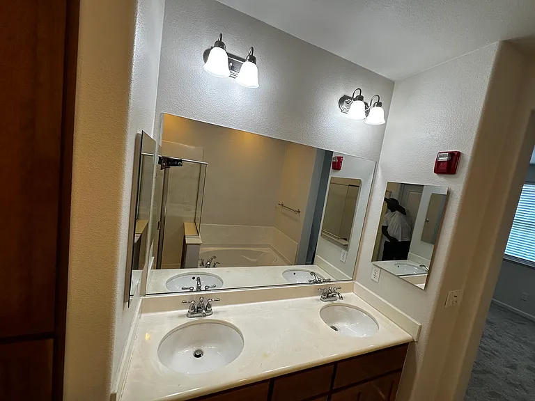 25502 Huntwood Ave — Photo 33
