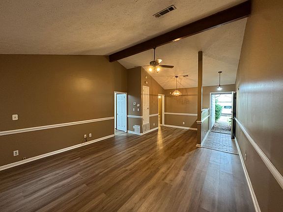 4th image of 5926 Carmel Dr