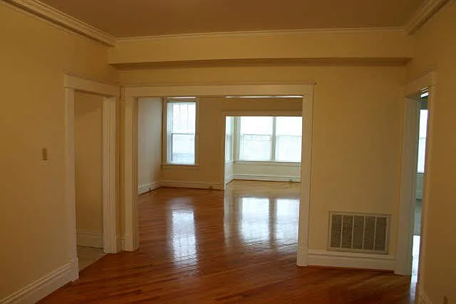 324 Laurel St #1N — Photo 12