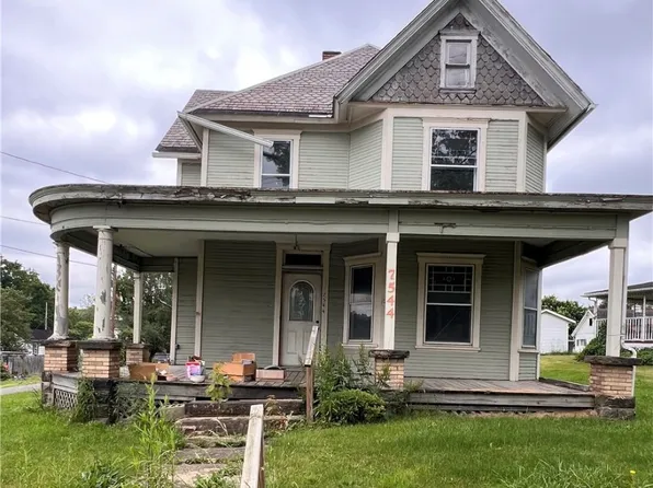 7544 Depot St, Rogers, OH 44455