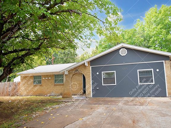 3rd image of 1204 Thannisch Ct