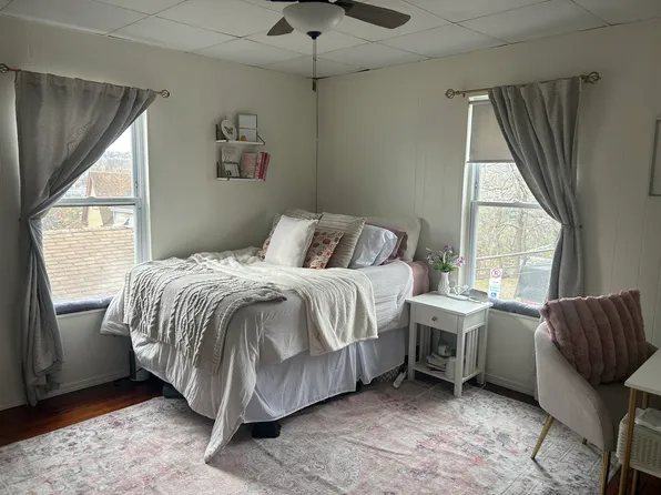 3243 Juliet St, Pittsburgh, PA 15213