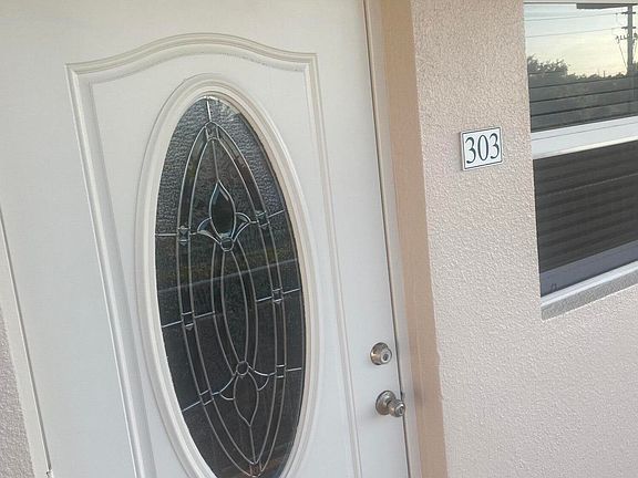 2nd image of 230 NE 26th Ave APT 303
