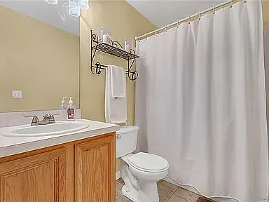 4215 Red Bird Ave #1 — Photo 17