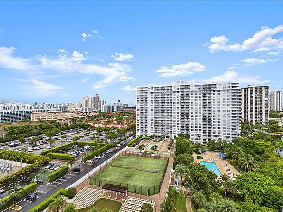 5th image of 2801 NE 183rd St APT 1510W