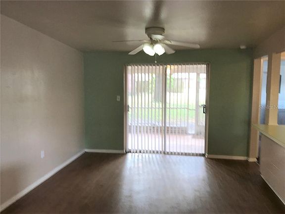 3rd image of 2929 Pinedale Ave