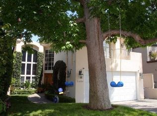 2400 N Poinsettia Ave, Manhattan Beach, CA 90266
