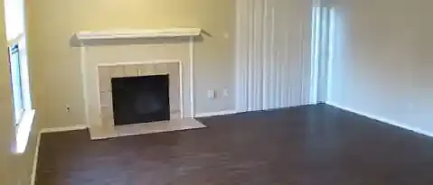 10311 Tamworth Dr — Photo 3