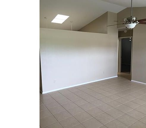 4th image of 3604 4th St W Unit 7