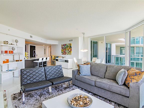 5th image of 150 Sunny Isles Blvd #1-1604
