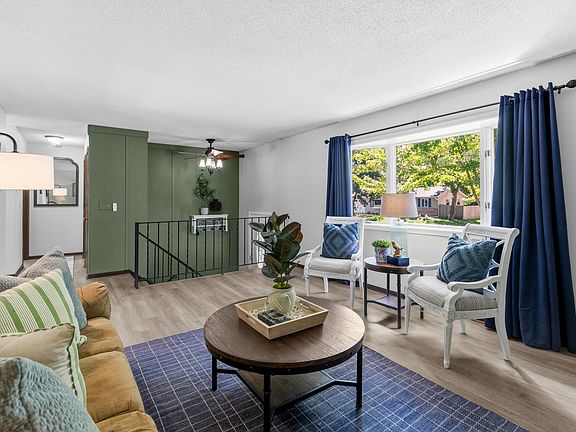 5th image of 1557 5th St