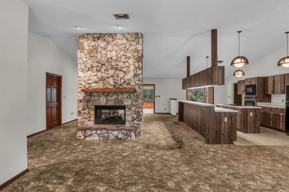 next background image