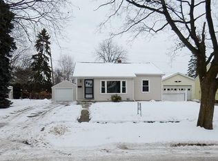 506 Commonwealth Ave, Jackson, MI 49202