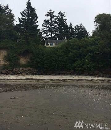 3rd image of 40 School St W