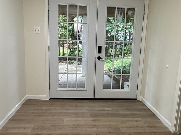 2nd image of 5101 Ampthill Dr