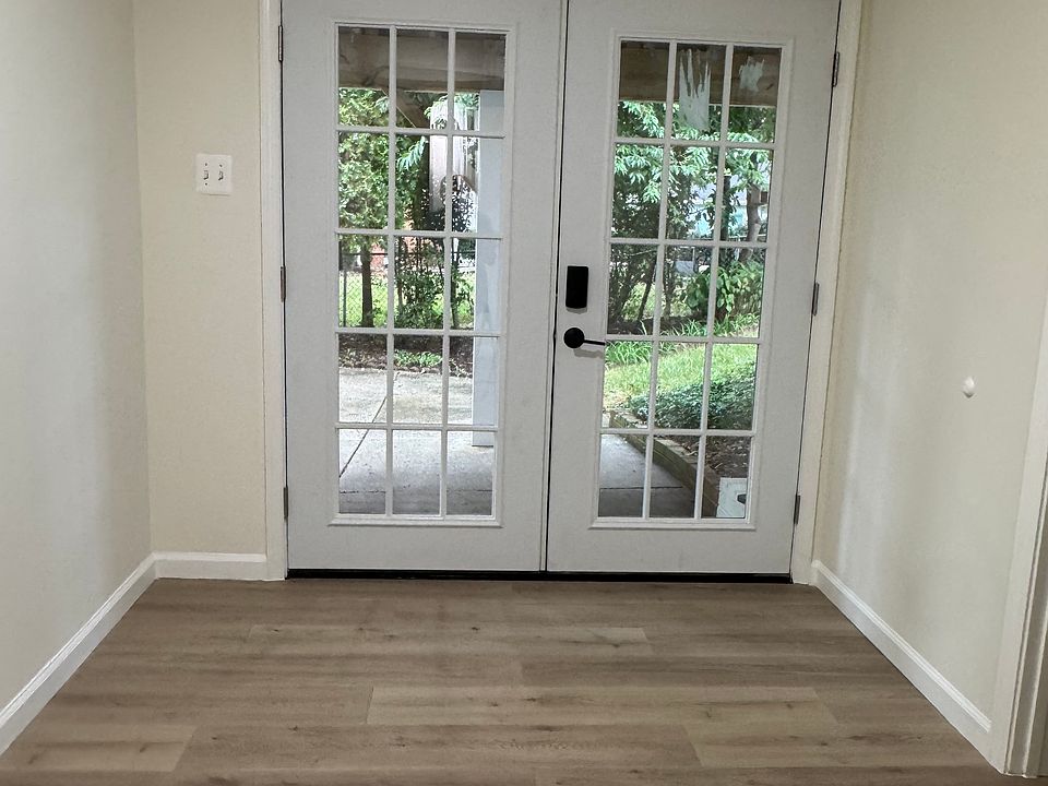 1st image of 5101 Ampthill Dr
