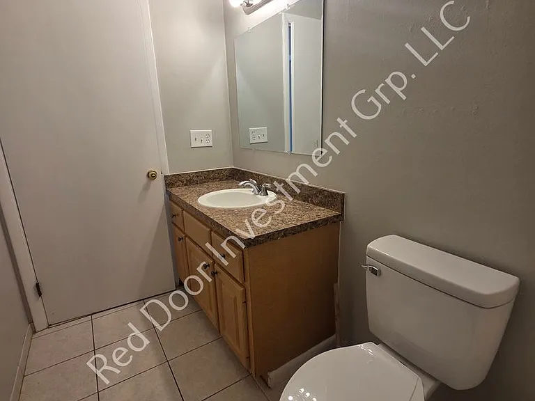1870 SE 40th Street Rd #C — Photo 16