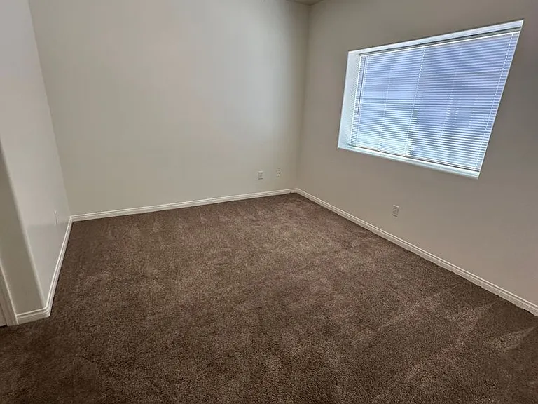 3124 Park Meadows Dr — Photo 4