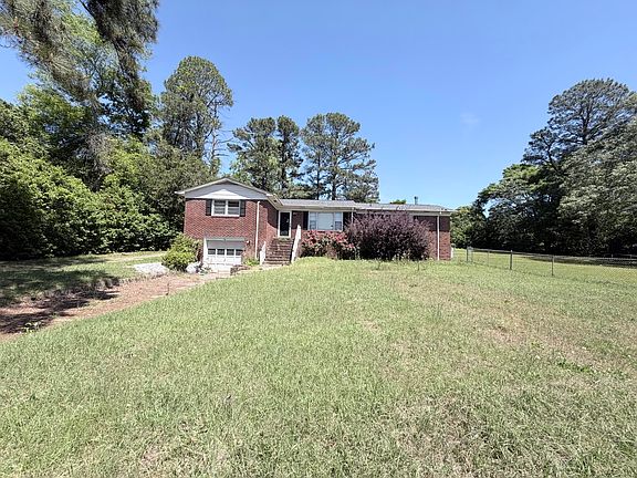 2nd image of 311 2nd St