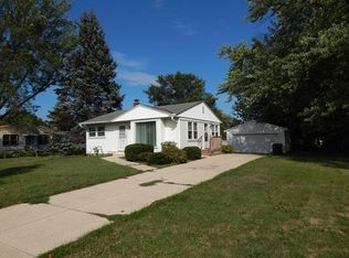 4380 S 47th St, Greenfield, WI 53220