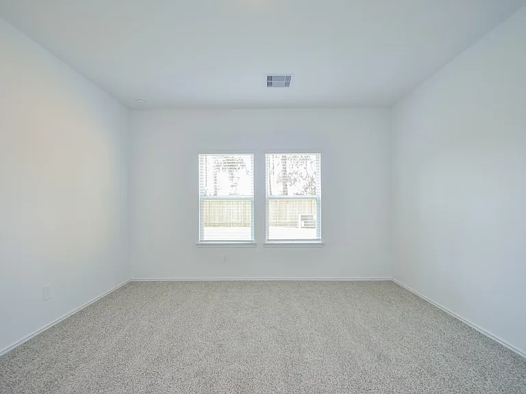5778 Hampton Valley Dr — Photo 7